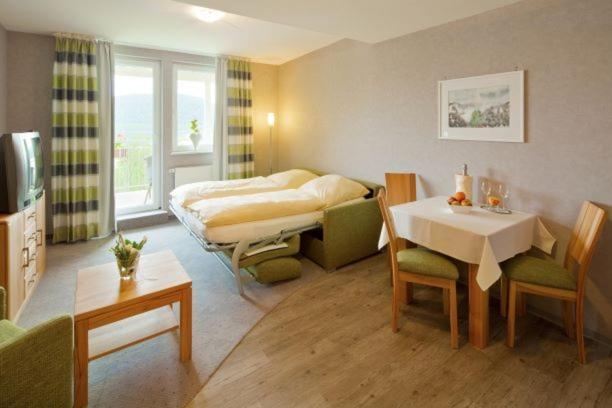 Plusnaturhotel Direkt Am Ederseeufer Waldhotel Wiesemann Und Ferienapartments 발트에크 외부 사진