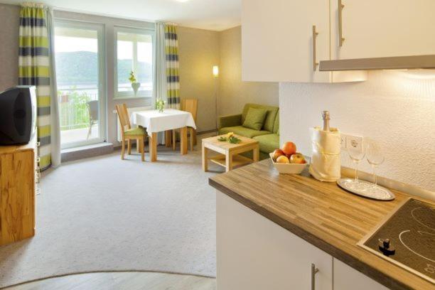 Plusnaturhotel Direkt Am Ederseeufer Waldhotel Wiesemann Und Ferienapartments 발트에크 외부 사진